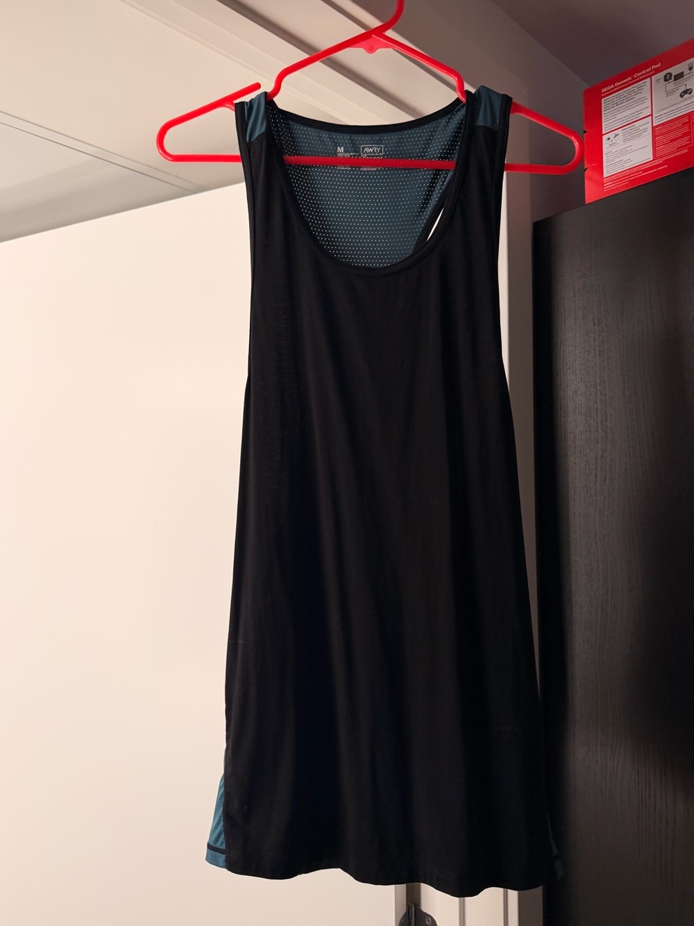 Awry Razor Tank Top Medium